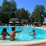 Zecamping 3 Dog Friendly Piscine Dans Le Parc Regional Du Verdon וואלנסול