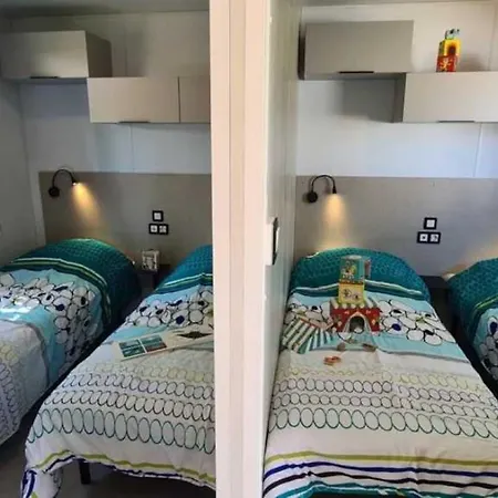 3 Etoiles - Piscine - Ccbaefg *