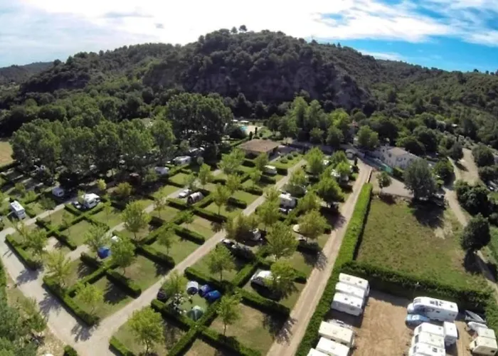 Zecamping 3 Dog Friendly Piscine Dans Le Parc Regional Du Verdon Valensole